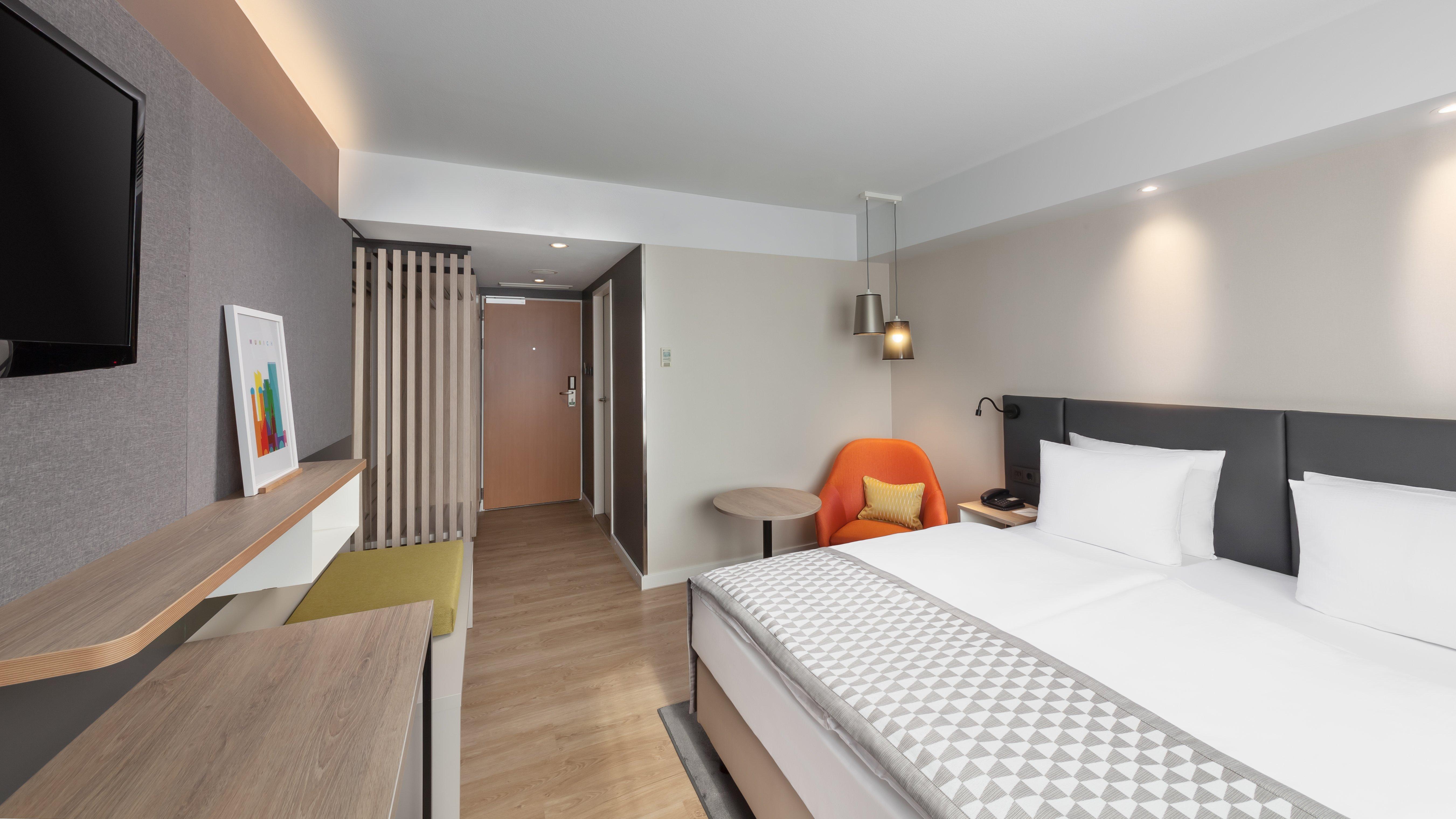- Centre Hotel München